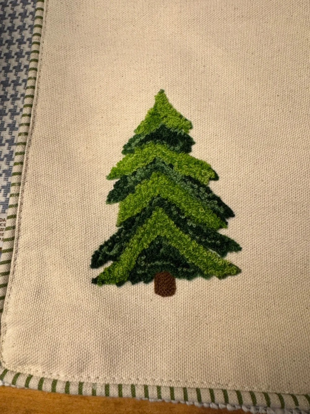 NWT Pine Tree Placemats 34th & Pine